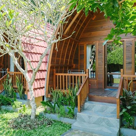 Adi Bungalow Nusa Penida Redpartner Ped Buitenkant foto