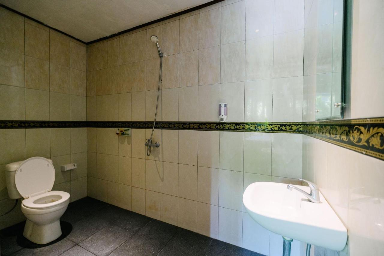Adi Bungalow Nusa Penida Redpartner Ped Buitenkant foto
