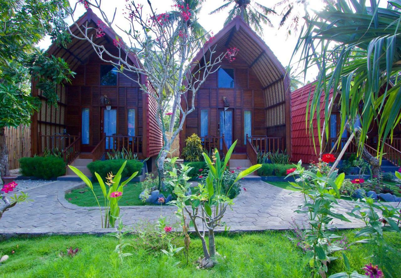 Adi Bungalow Nusa Penida Redpartner Ped Buitenkant foto