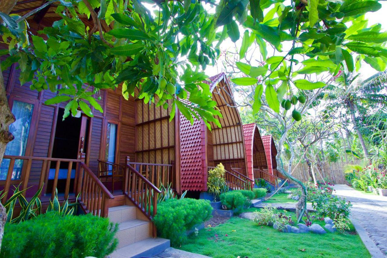 Adi Bungalow Nusa Penida Redpartner Ped Buitenkant foto